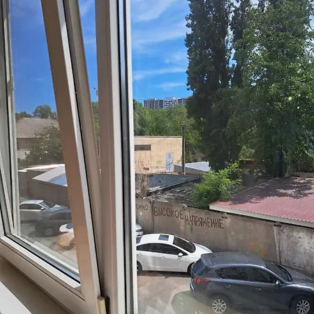 в 20 минутах от аркадии Apartamento Odesa
